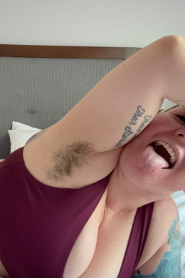 Horny For My Hairy Armpits
