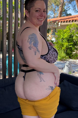Fucking the Poolboy Virtual Sex POV