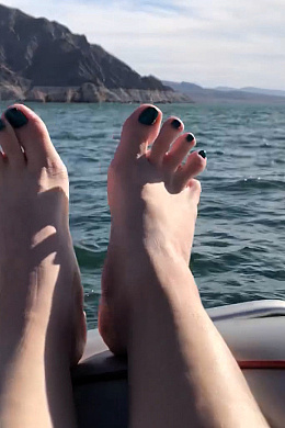 Boats And Toes 