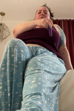 Casually Cumming in my Hotel Room