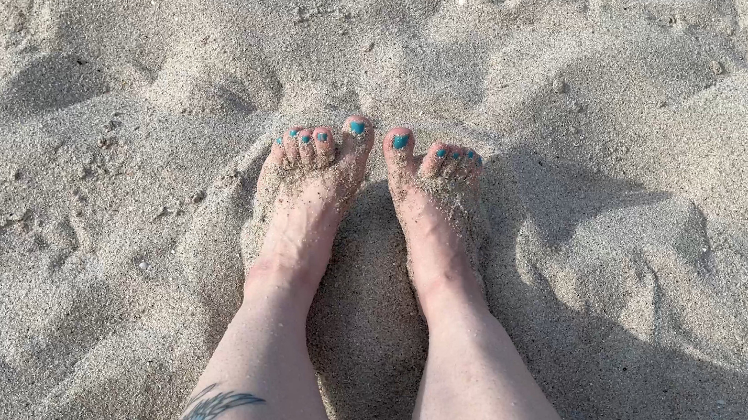 Sandy Feet