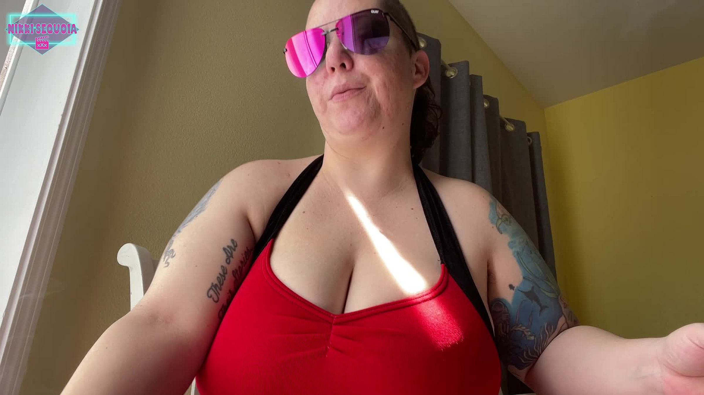 Hot Bitch in Sunglasses Smokes and JOI