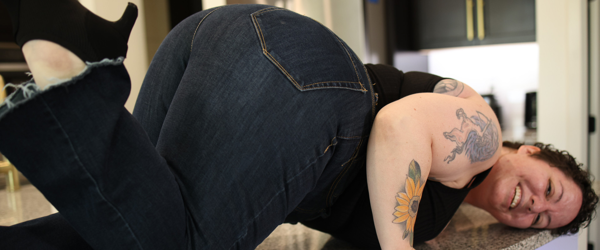 Stroke Your Cock For Stepmom's Jeans